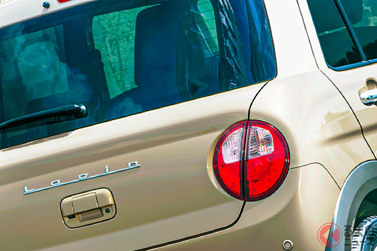 10年ぶり顔面刷新のスズキ新「“軽”セダン」!