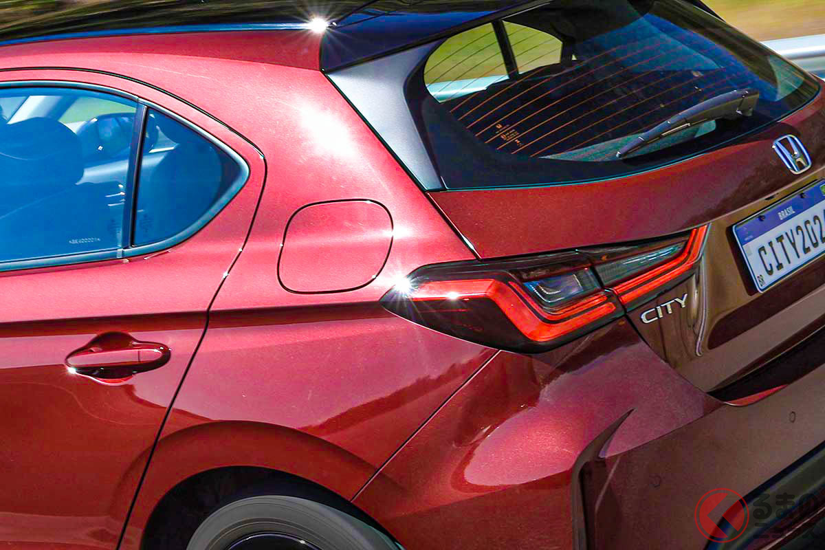 スポーティなハッチバック!