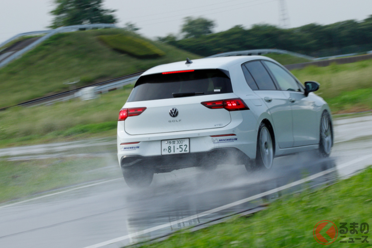 スポーツタイヤの領域に足を踏み入れたと言ってもいいクロスクライメート3スポーツ