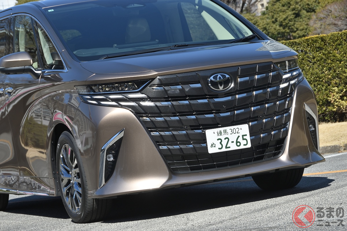 トヨタ「アルファードPHEV」