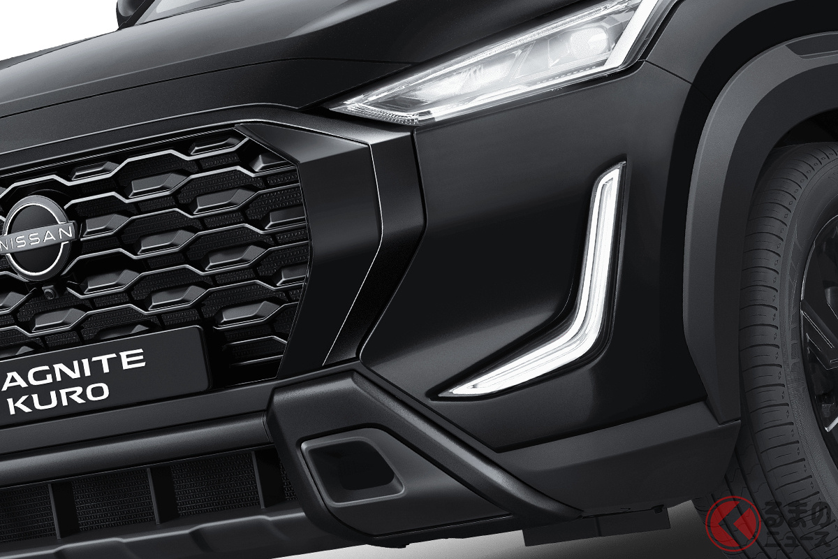 内外装真っ黒な仕立てがカッコイイ！