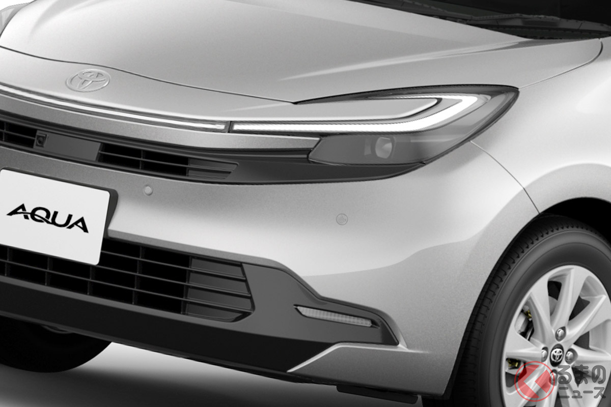 サメ顔採用でデザイン一新した新型「アクア」