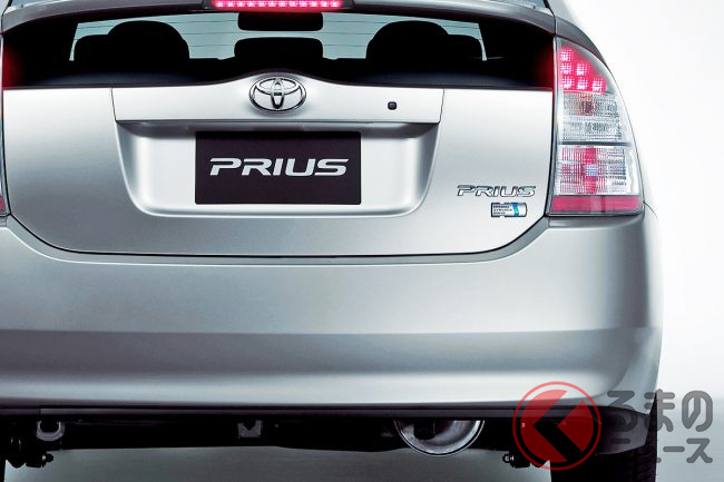 新車189万円！ トヨタの「激安プリウス」がスゴい！ リッター「約30