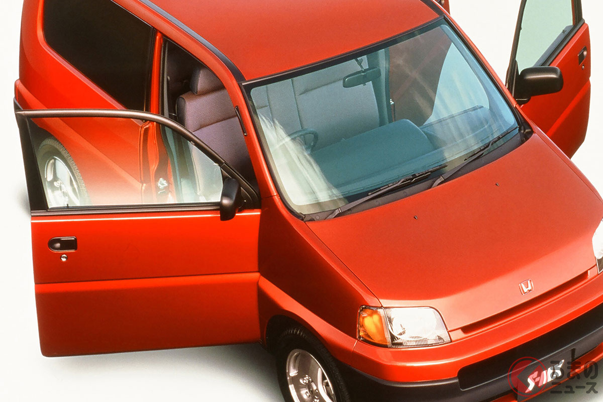 巨大ベッドが出現する”恋愛仕様”「S-MX」