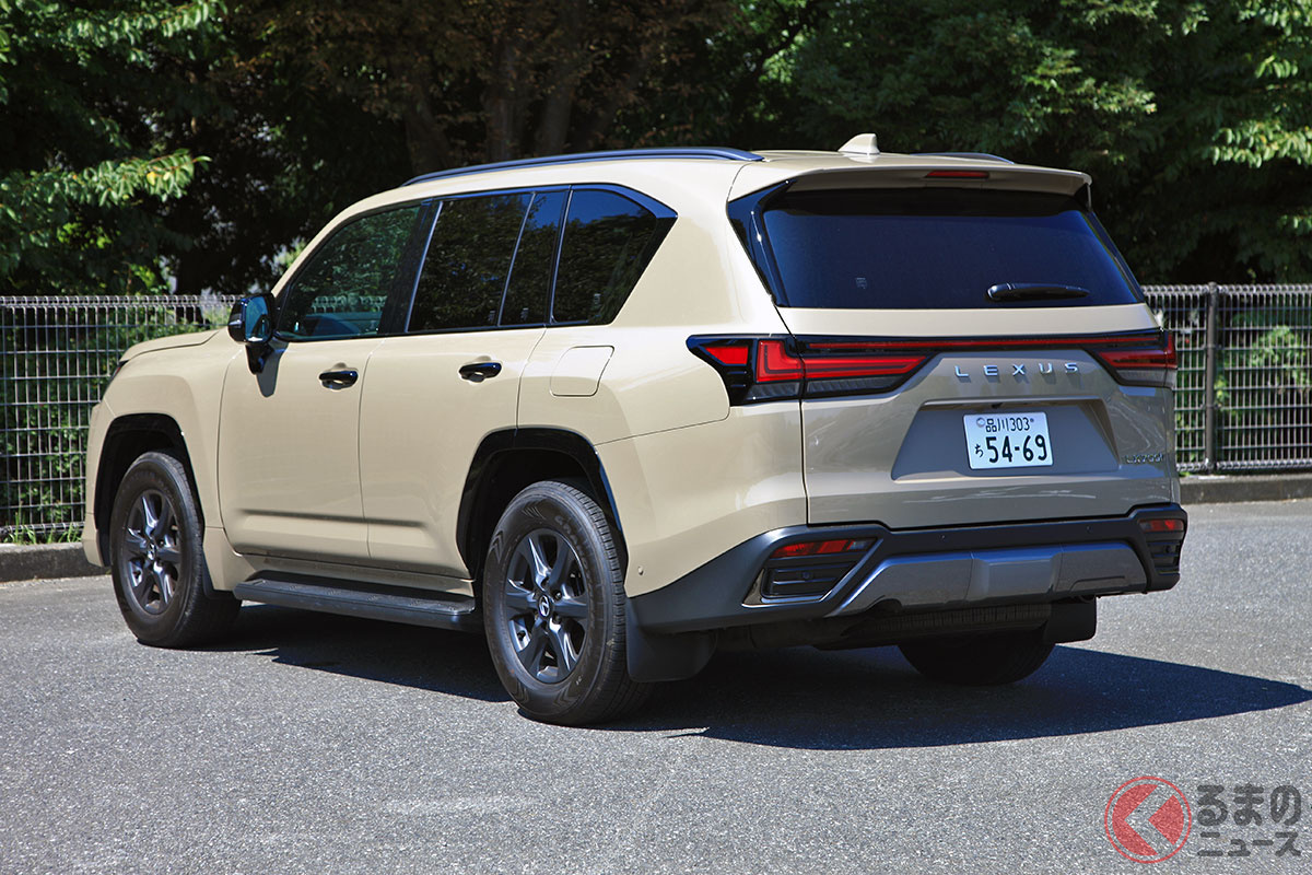 上質感はそのままに、レクサスらしいラグジュアリーなアウトドア感を演出