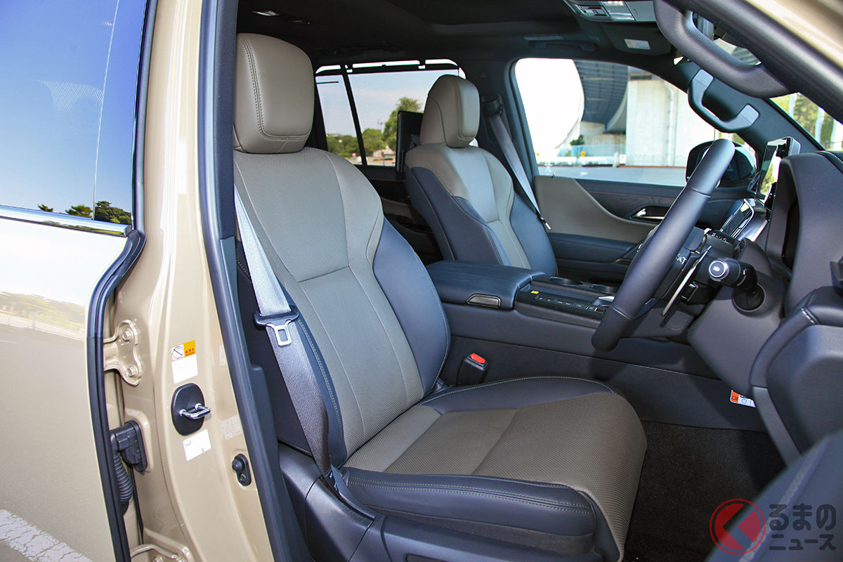 レクサス最高峰SUV「LX700h オーバートレイル＋」のインテリア［モノリス］