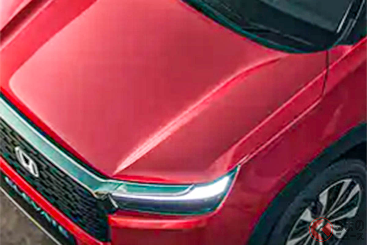 カクカクのコンパクトSUV!