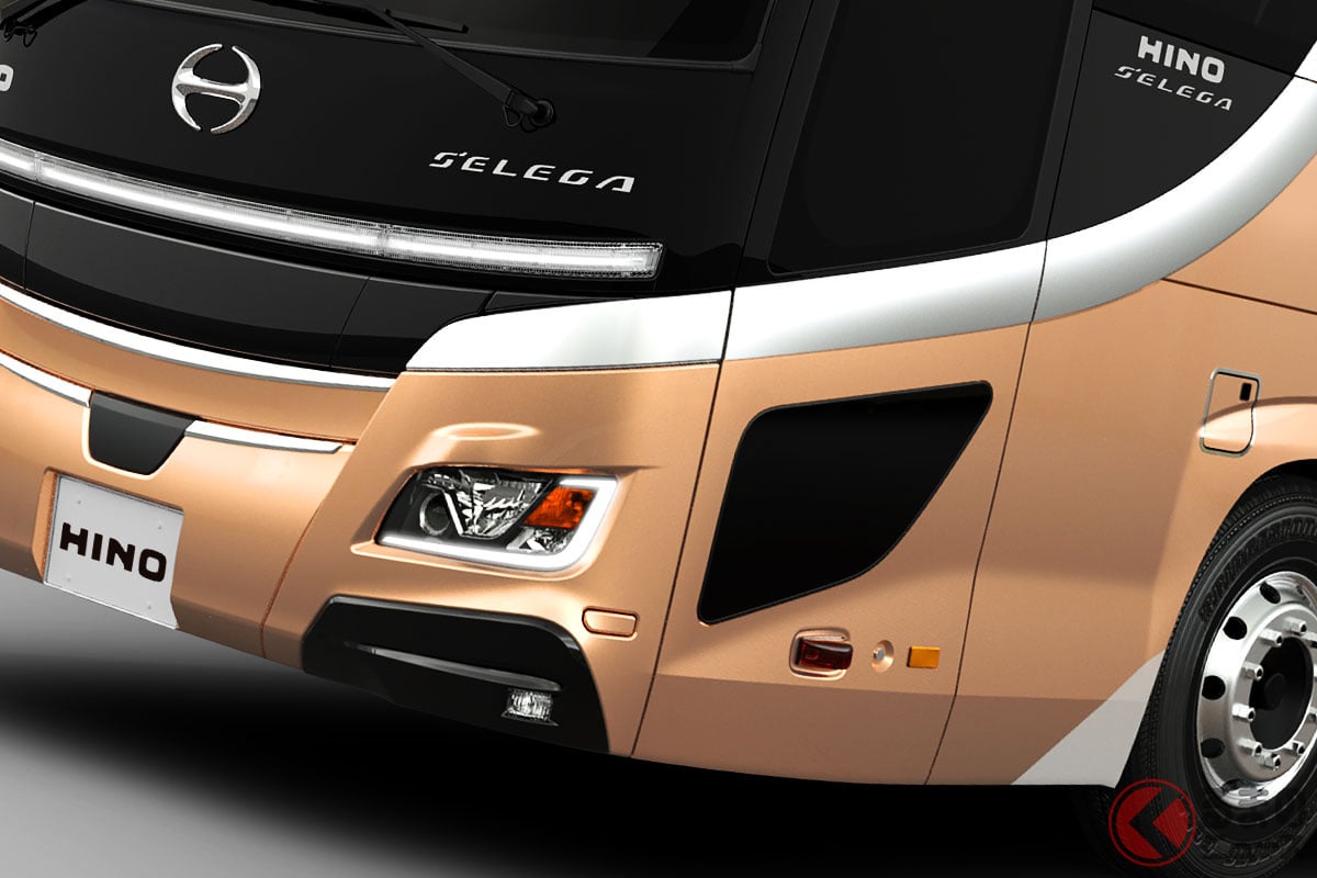 日野がデザイン一新した「新セレガ」を公開