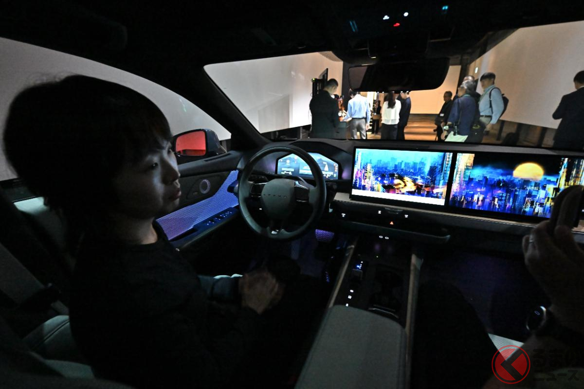 インテリア照明や空調、フレグランスが連動するレクサス初採用の「Sensory Concierge(センサリーコンシェルジュ)」