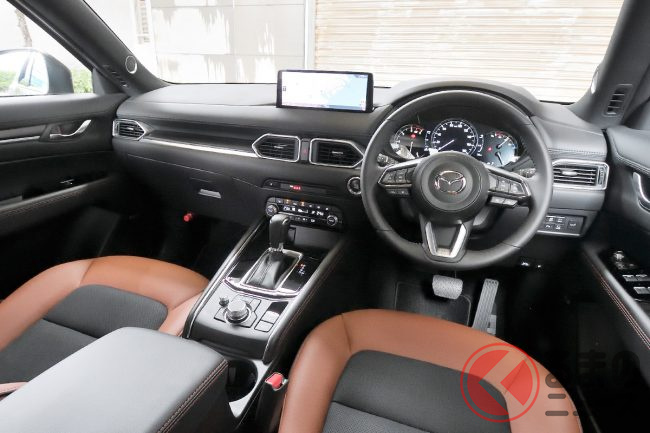 マツダの「定番SUV」モデル末期でもなぜ人気？ ちょうどいいサイズ