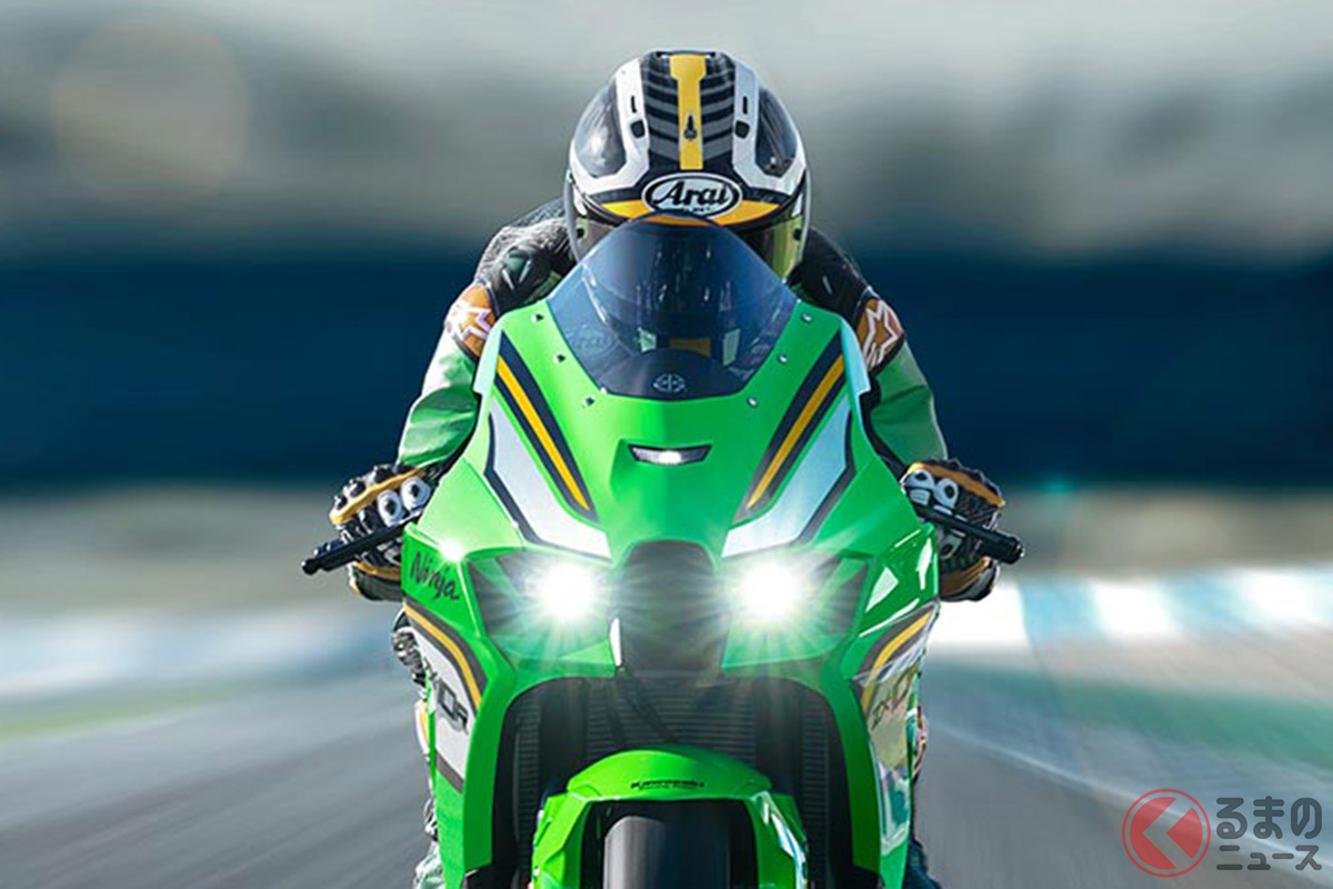 グリーンをイメージカラーとするカワサキ(Ninja ZX-10R)