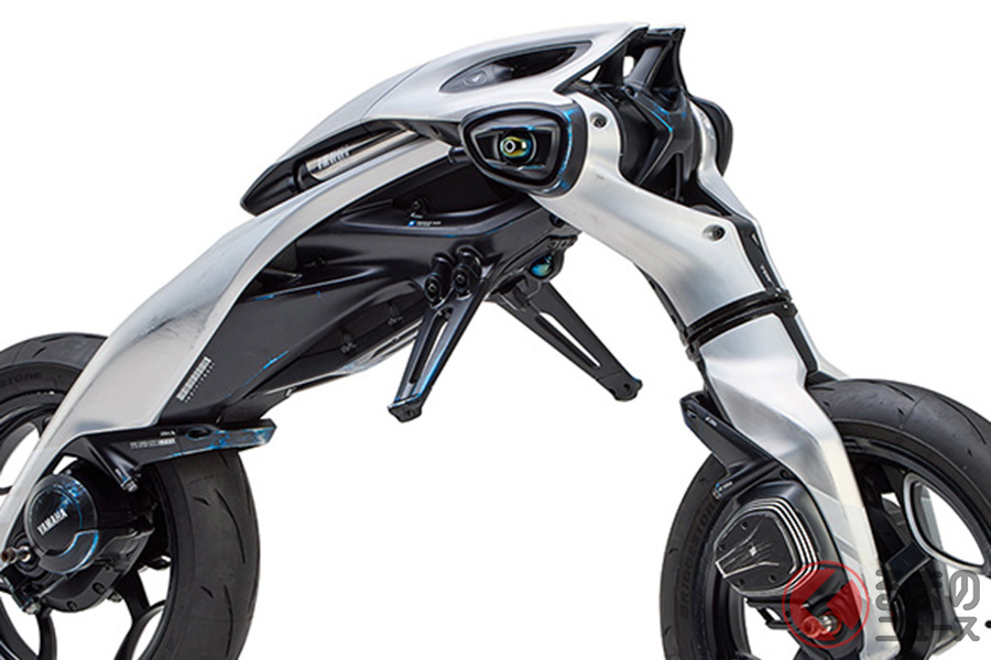 ヤマハのAI技術搭載モビリティ「MOTOROiD:Λ(モトロイド ラムダ)」