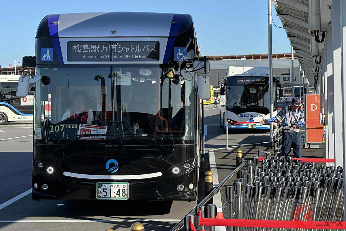 EVモーターズ・ジャパンが輸入販売するEVバス(ウィズダム製)(撮影:加藤博人)