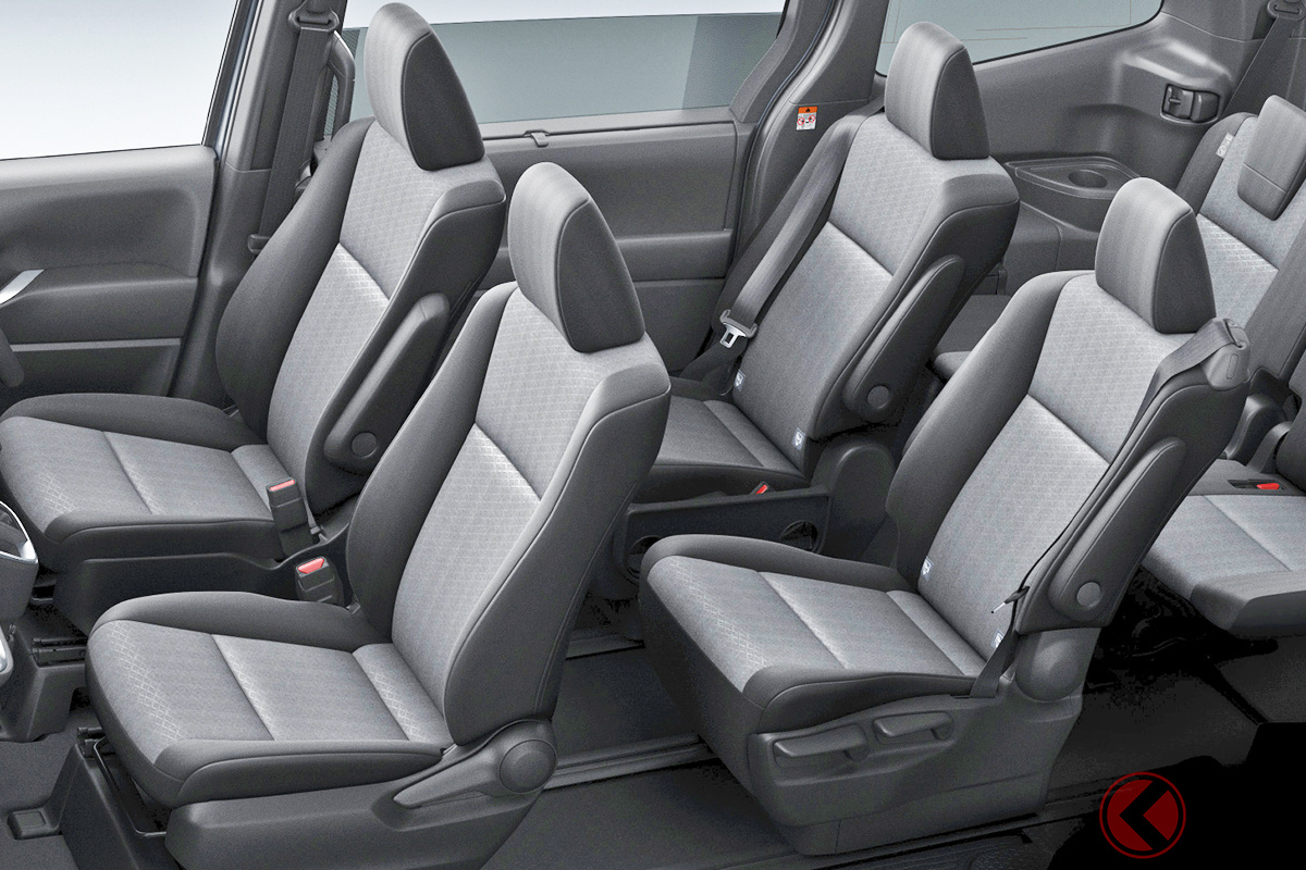 新ヴォクシーが話題に！