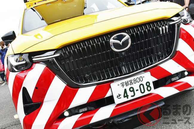 マツダの最新型「高性能パトロールカー」公開！ 直列6気筒「3.3
