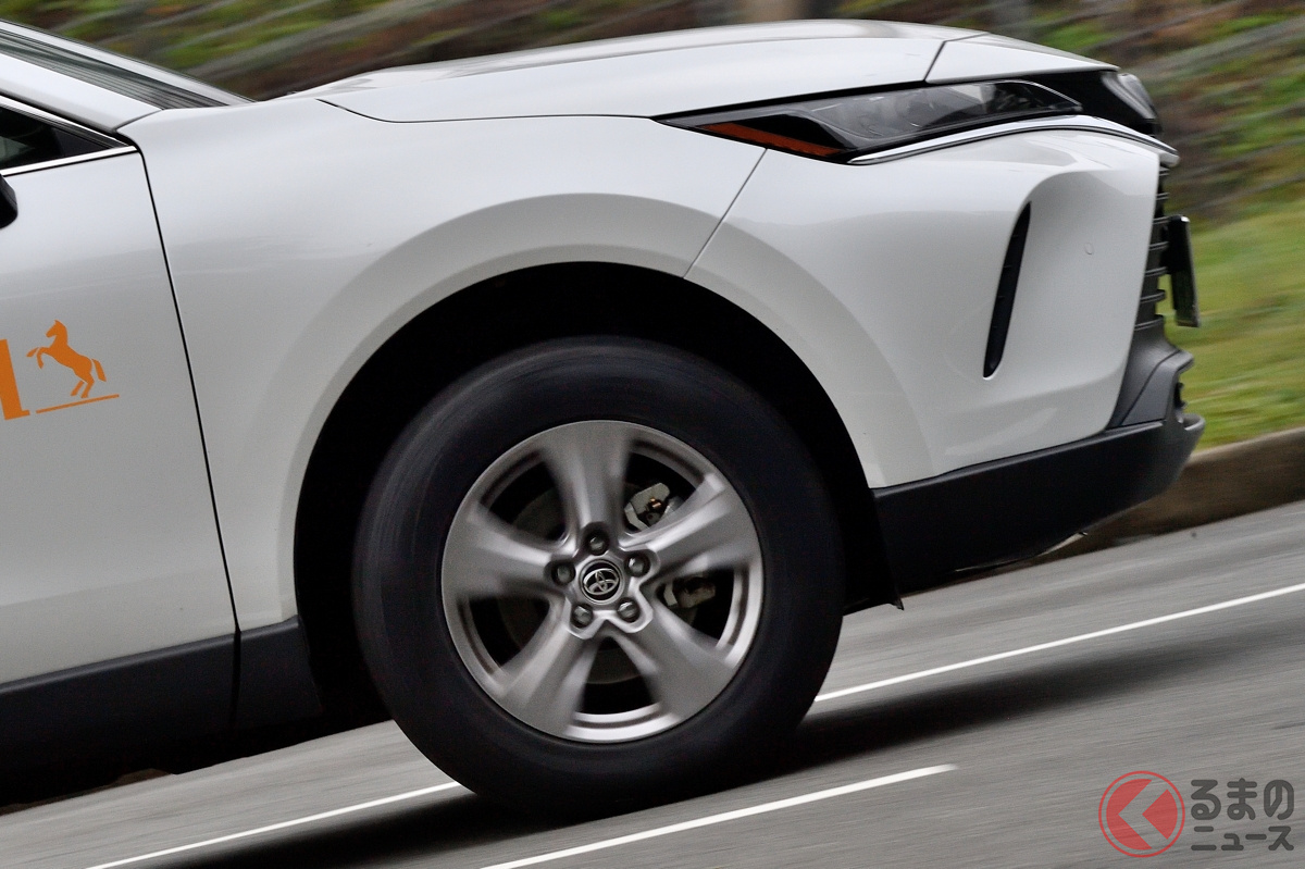 まずは「UltraContact UX7」を履いたハリアーの試乗からスタート。走り出してすぐに静粛性の高さに気付いた