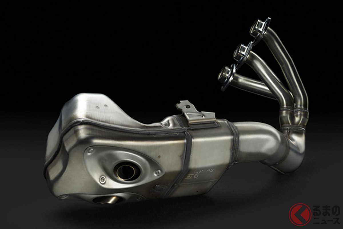 車種によって様々な形状とされた「マフラー」