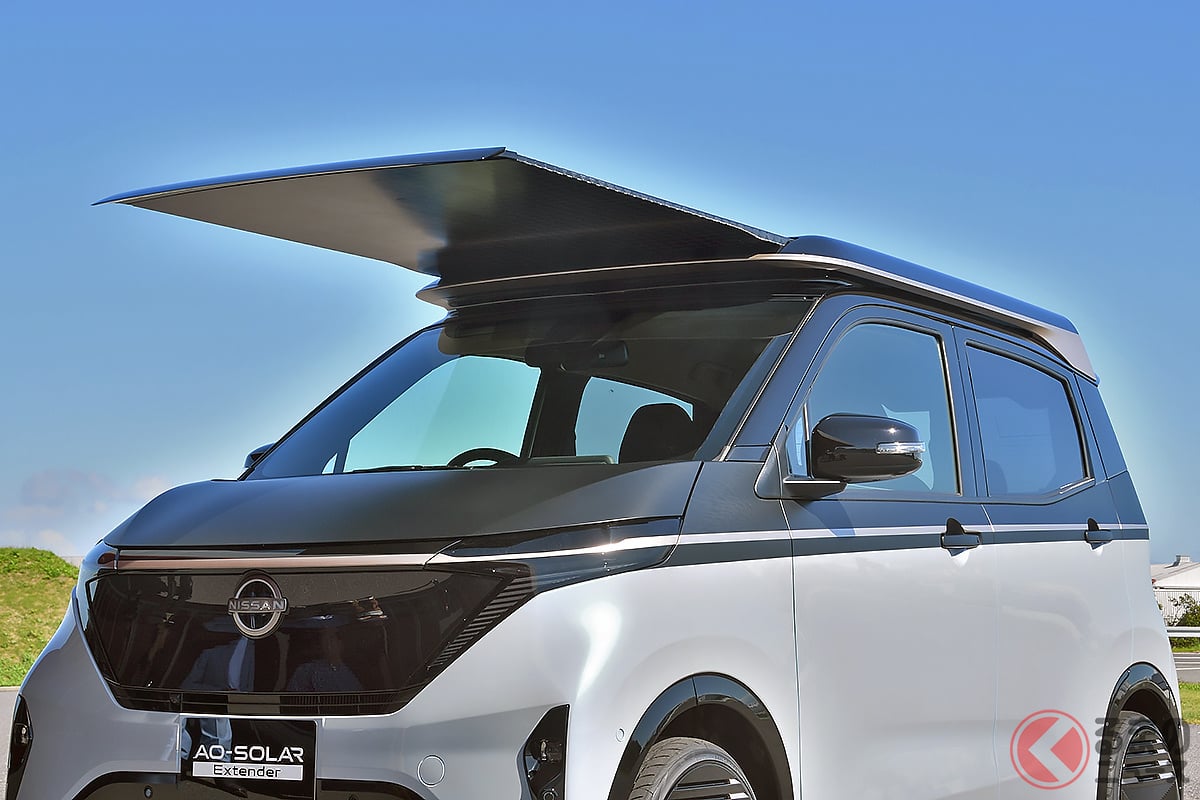 ありそうでなかった!? 軽EVに画期的な大型電動スライド式ソーラーシステムが搭載された!
