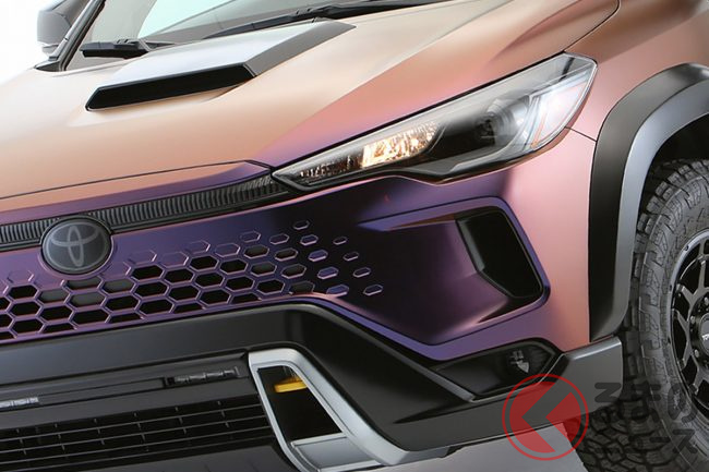 トヨタが「スゴいカローラクロス」初公開！ 車高アップ×