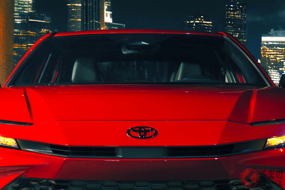 全長4.9m! トヨタ最新「カムリ」が凄い!