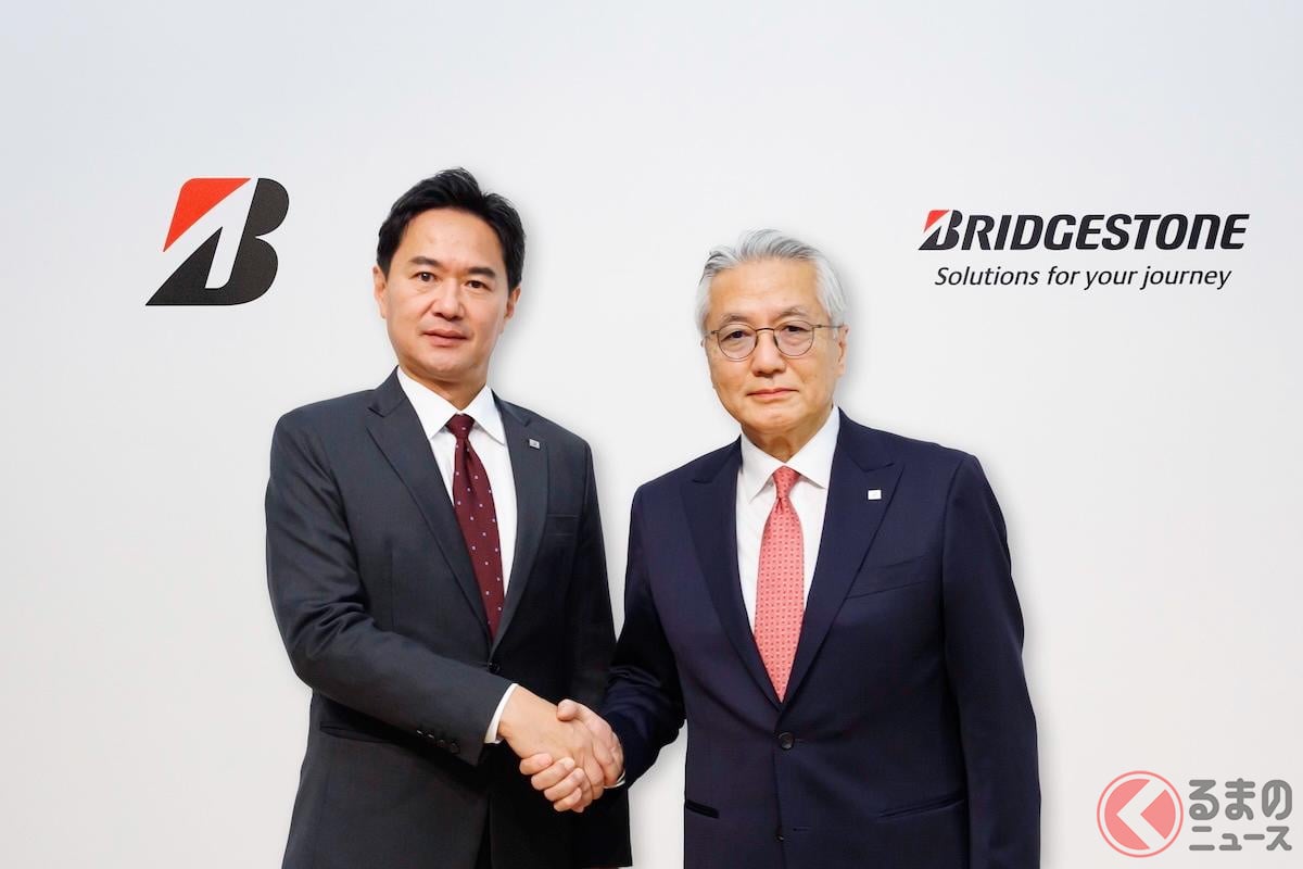 ブリヂストン 次期代表執行役 グローバルCEOの森田泰博氏(左)と現職の石橋秀一CEO(右)