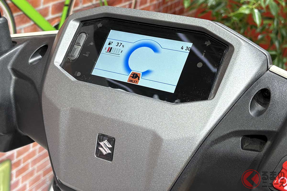 スズキの電動スクーター「e-アドレス」