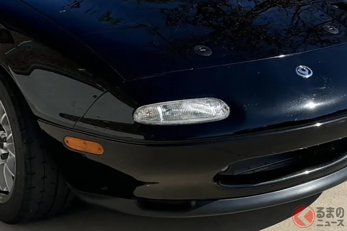 V8エンジンを搭載した1995年式マツダ「MX-5ミアータ」(Photo:(c) Bring a Trailer・Seller:BaT Essentials)