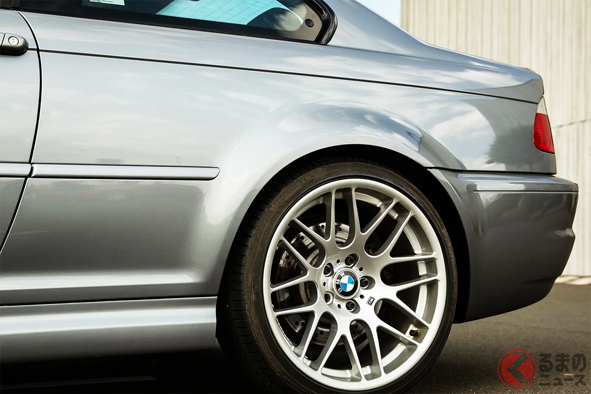 17万8250ユーロ（約3155万円）で落札された2003年式BMW「M3 CSL」（Photo:RM SOTHEBY'S）