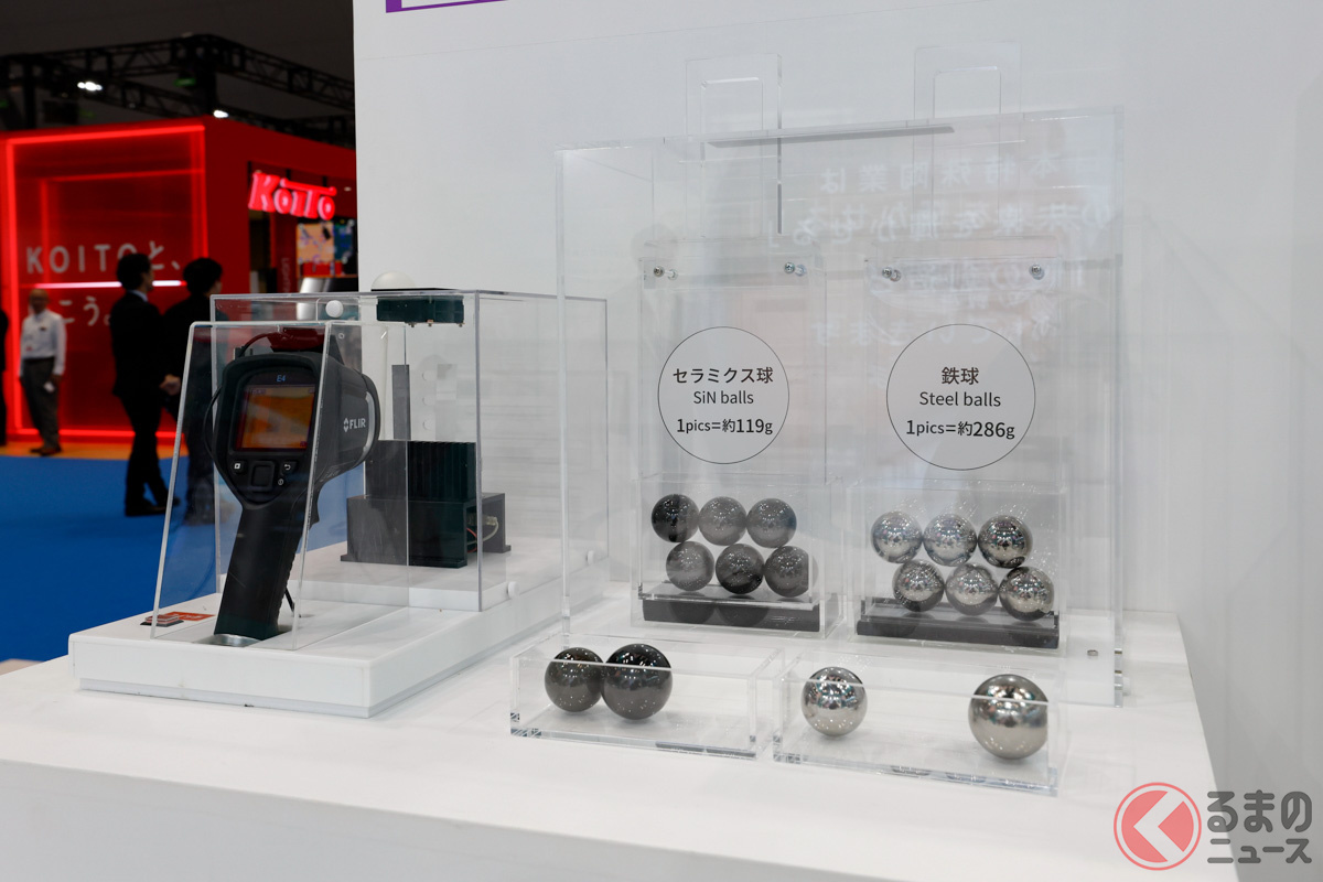 EVはインバーターから発生する高周波電流によって金属に傷をつける電食という現象が起こる。セラミックスベアリングボールは高い絶縁性を持っているため、電食を根本的に防止できるそうだ