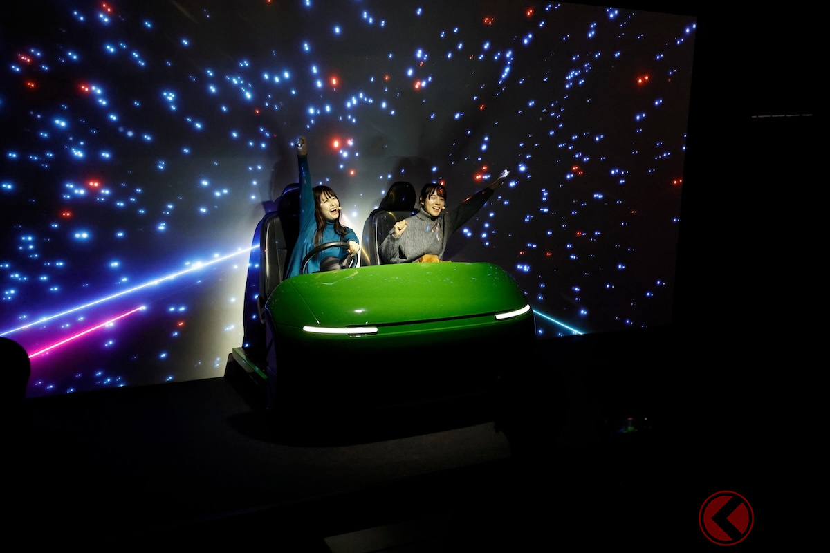 30分ごとに上演される「デンソーの環境技術が描く未来のワンシーン」は必見のコンテンツ