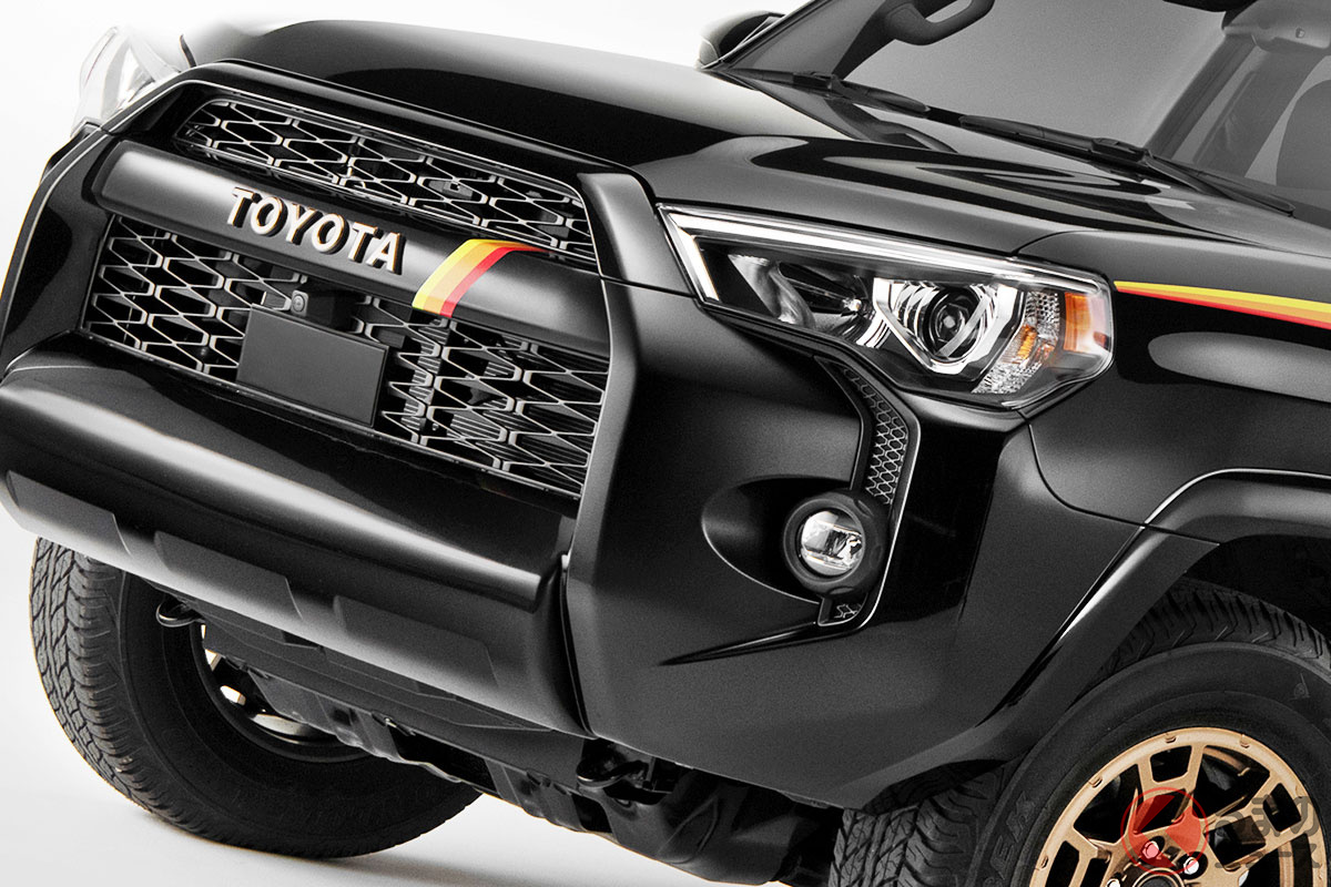 かつて日本で「ハイラックスサーフ」として売られていた車種の後継モデル、5代目トヨタ「4ランナー」（写真は「40th Anniversary Special Edition」）