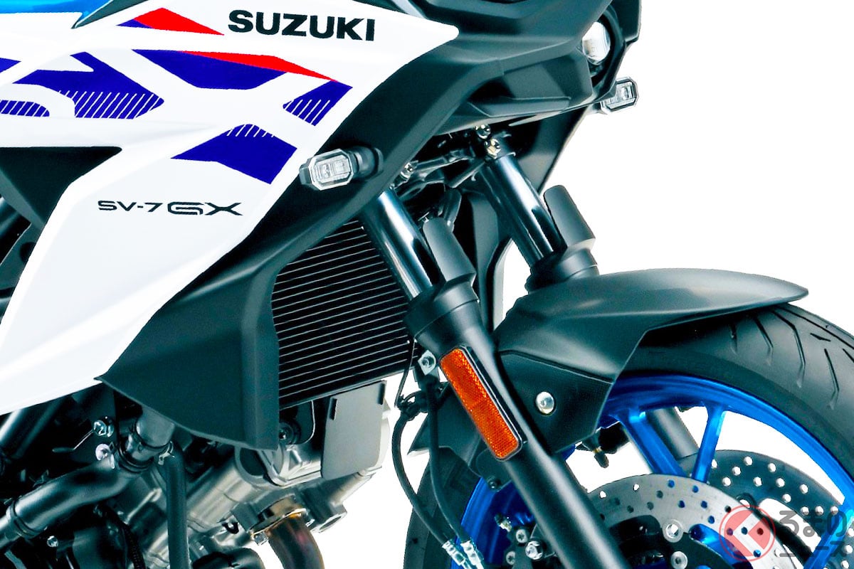 スズキ新型「“Vツイン”大型バイク」世界初公開!