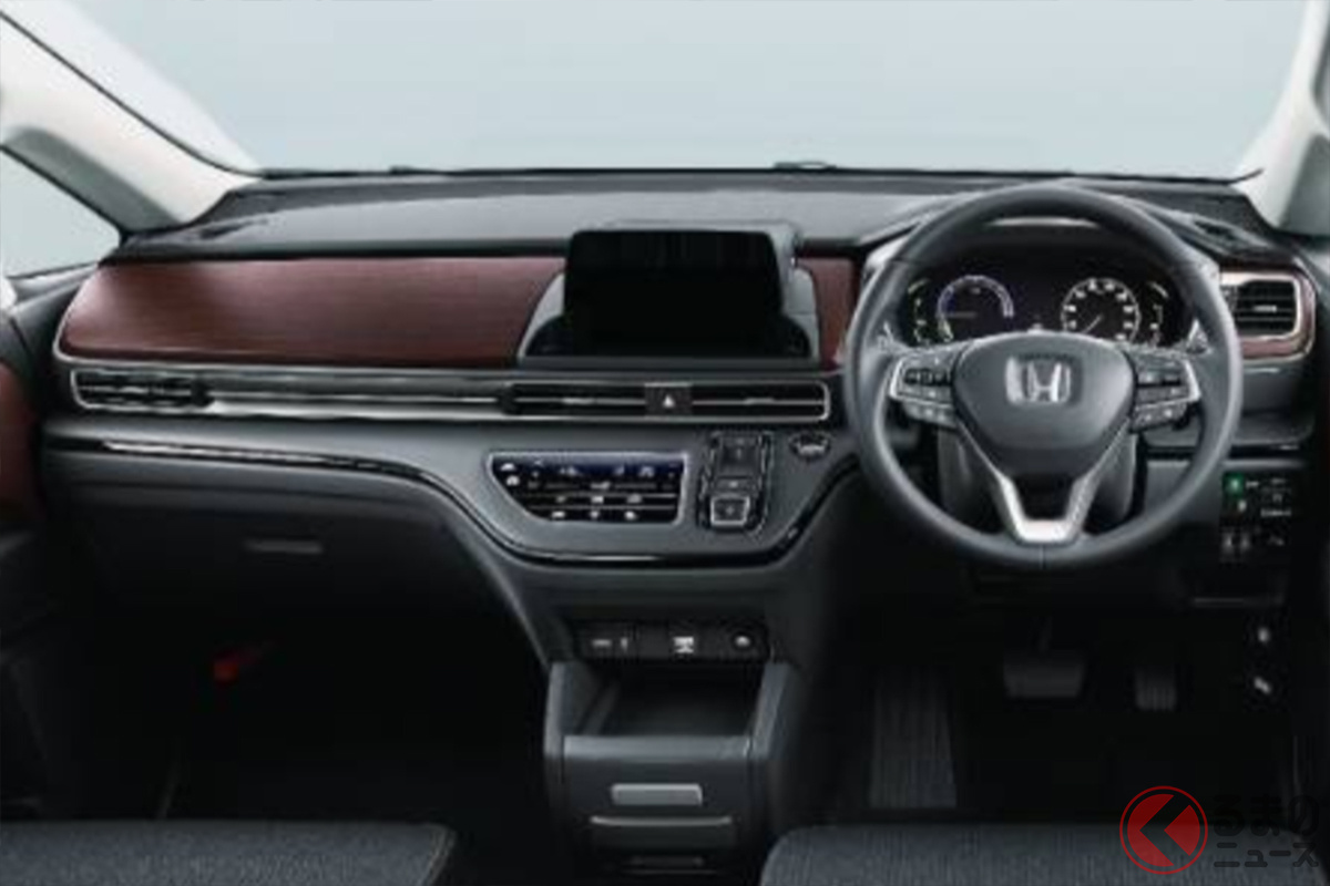 ブラック基調でまとめられた高級感あるインテリア