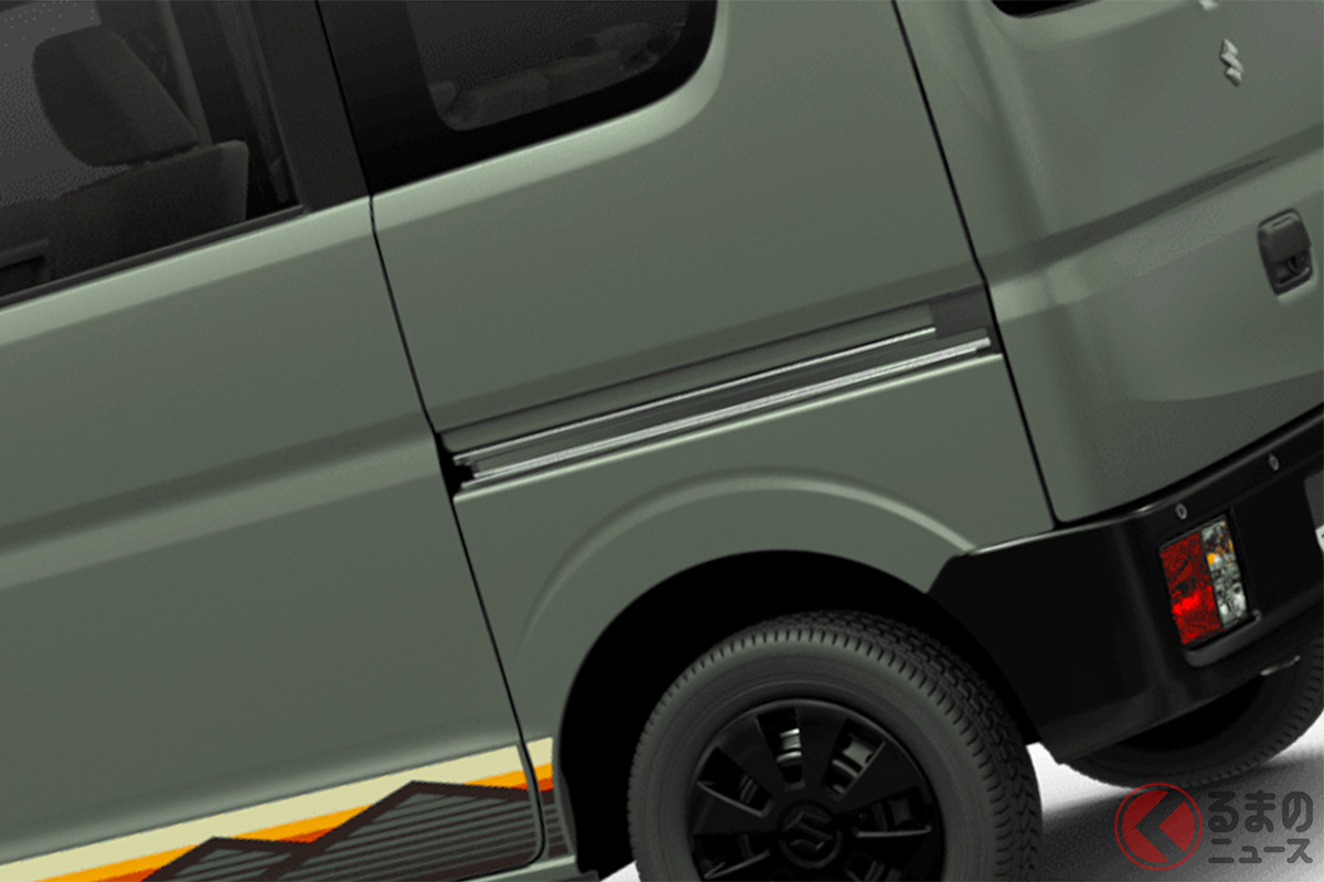 スポーティなブラック仕立てがカッコイイ！