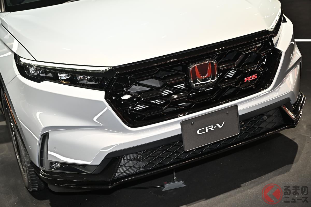 精悍ブラックマスクもカッコいい!