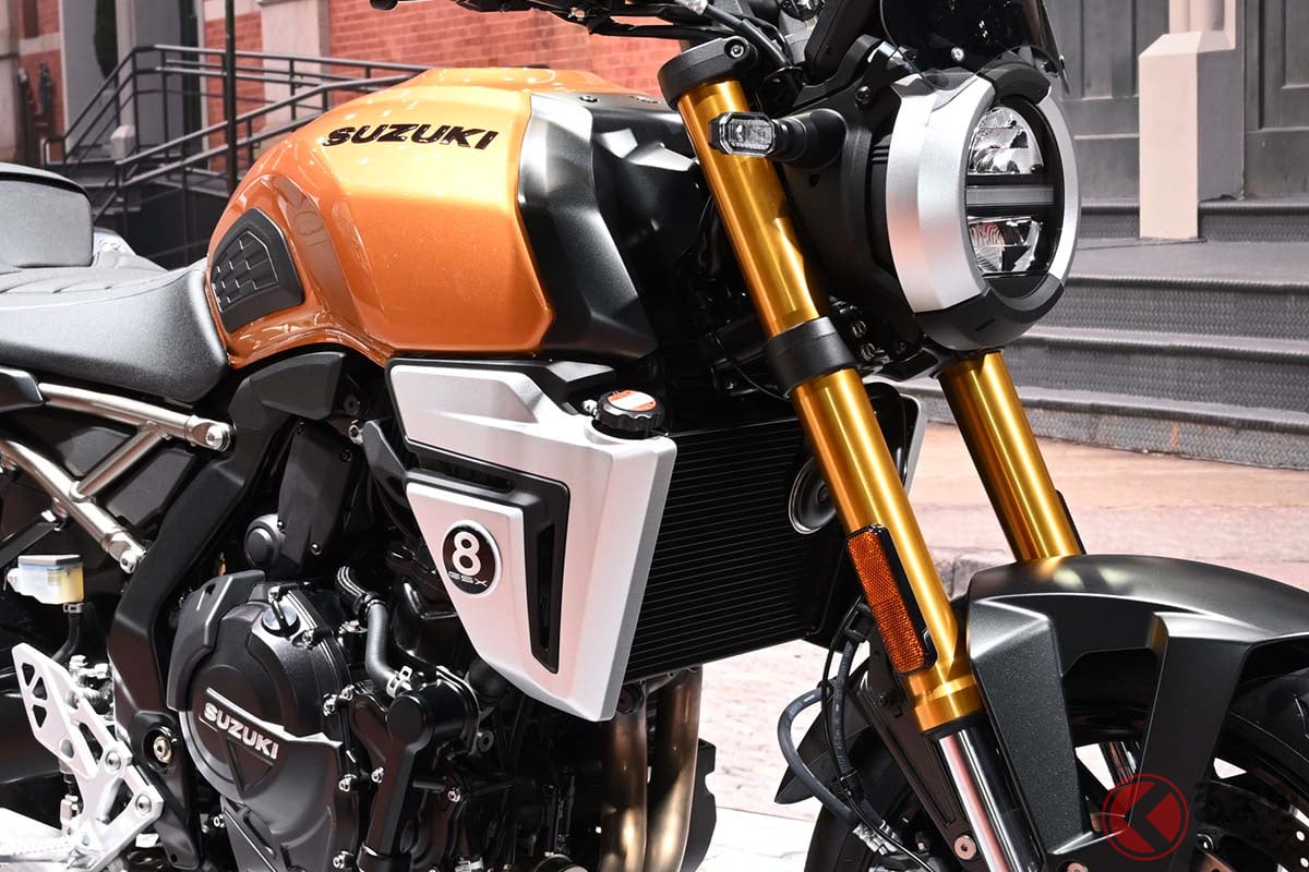 スズキ「GSX-8T」