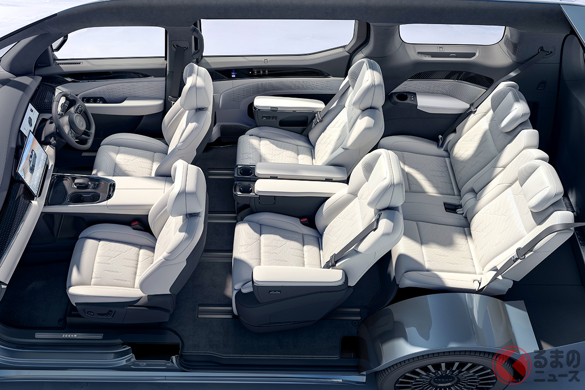 内外装ともに豪華なデザイン！（画像は6人乗り仕様）