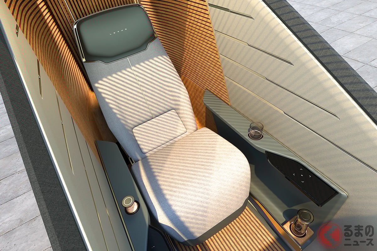 1人乗りの豪華インテリアがイイ!