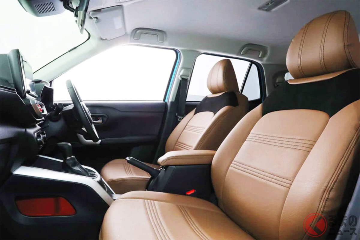 オプションで用意されるブラウンのシートカバーもお洒落!