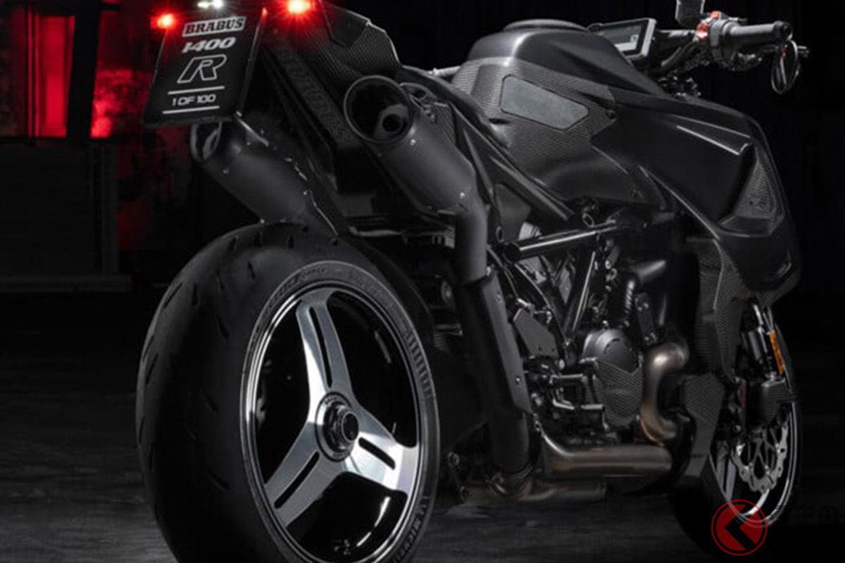 KTM×ブラバスの最新モデル「BRABUS 1400 R シグネチャーエディション」