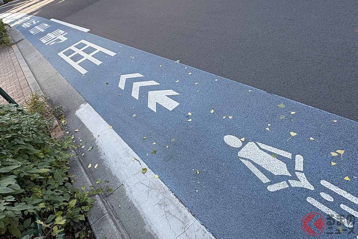 近年増えている「自転車専用通行帯」