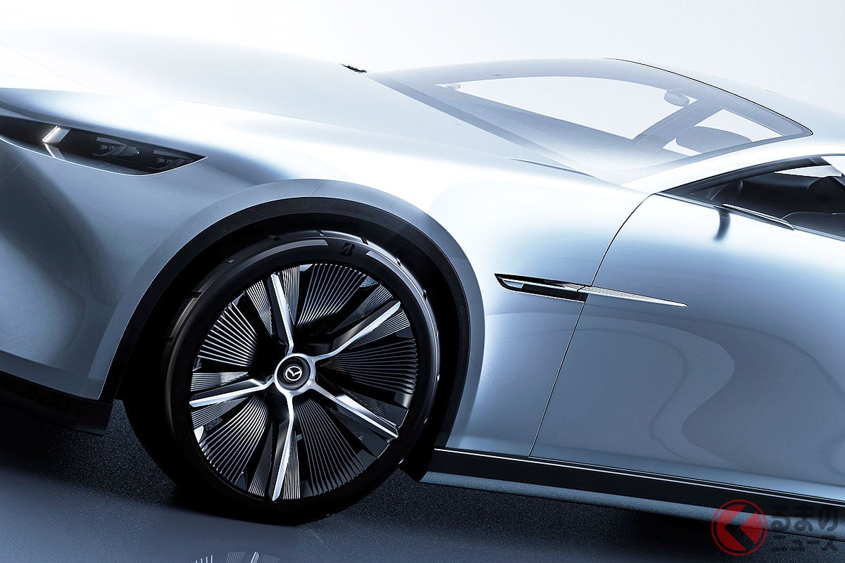 全長5m超え! マツダ新「“4人乗り”クーペ」発表!