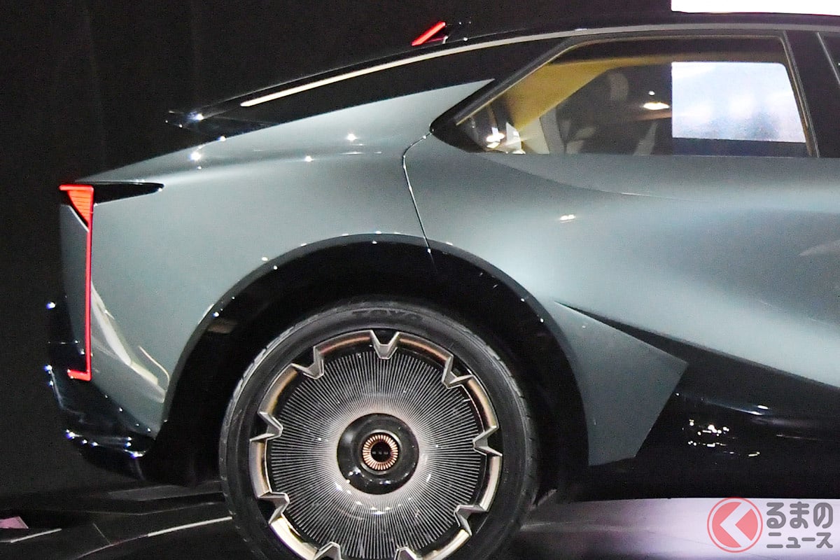 クーペの「LS」登場!