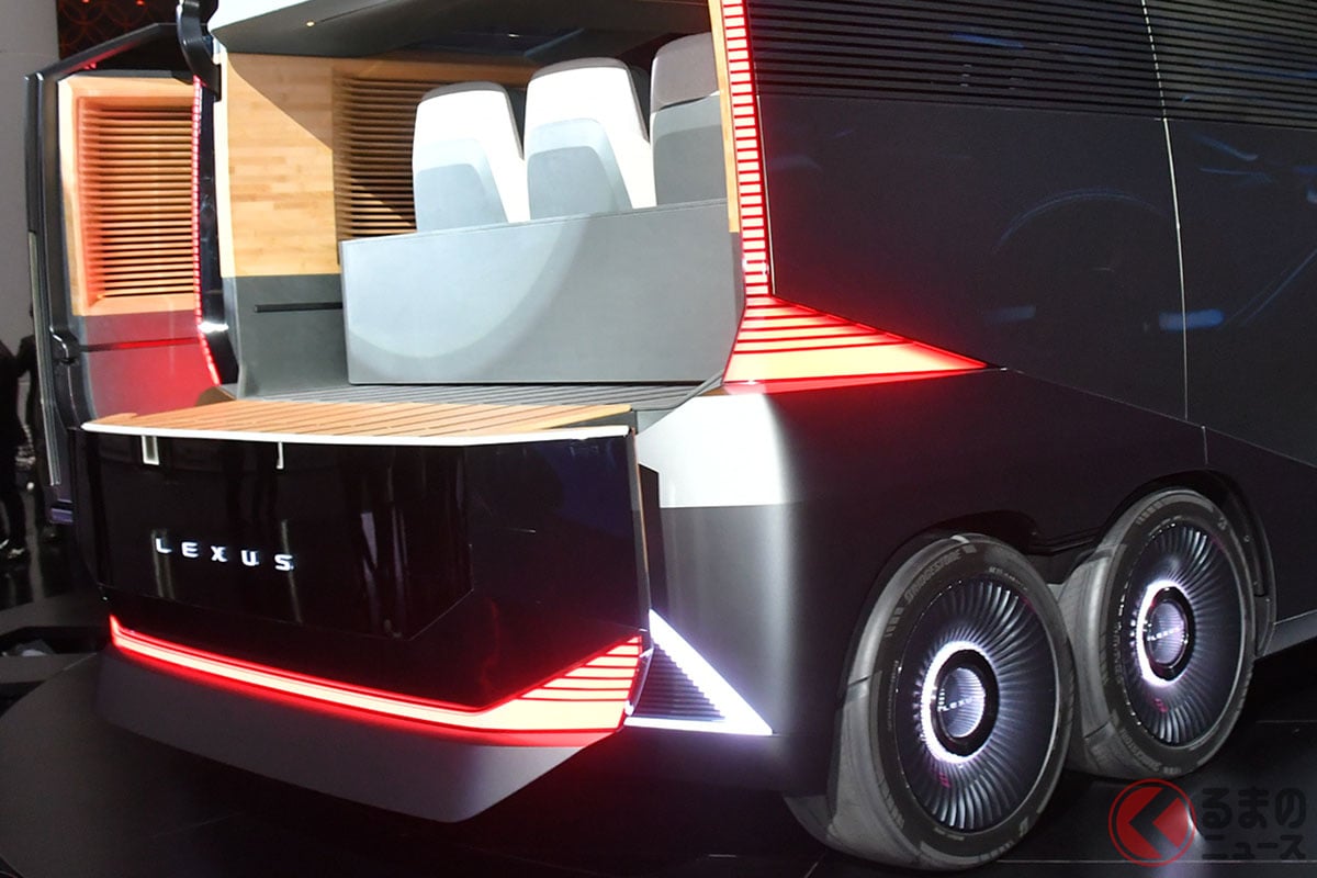 レクサスの新ミニバン!