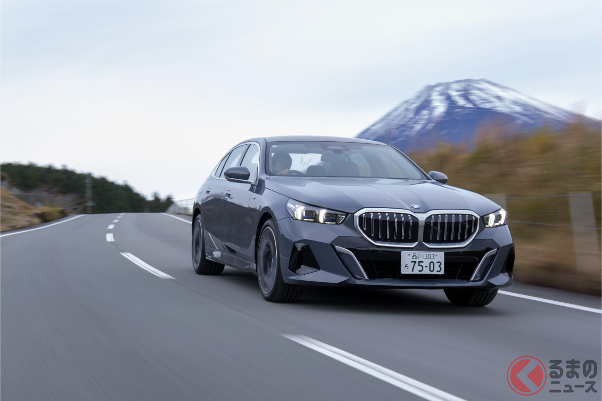 ロングホイールベースながら、ワインディングでは軽快に走る525Li。3m超のホイールベースを感じさせない身のこなしが印象的(Photo:Daijiro Kori)