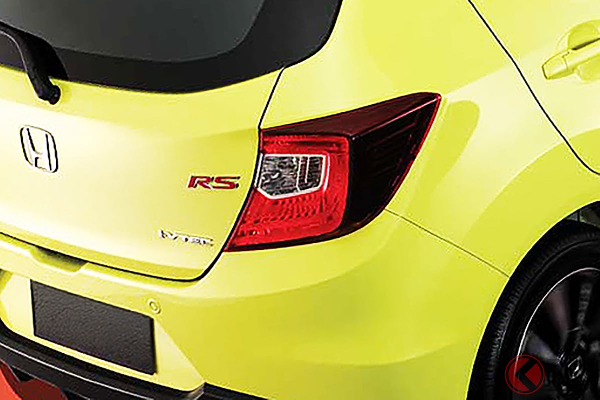 本田最小、最便宜的緊湊型轎車 Brio,現在提供 5 速手排變速箱和 RS 車型!