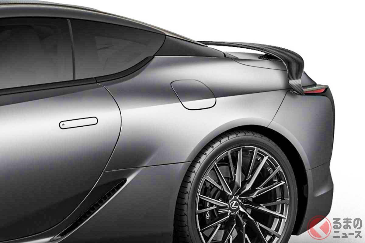 マットブラック&白内装がよく似合う!