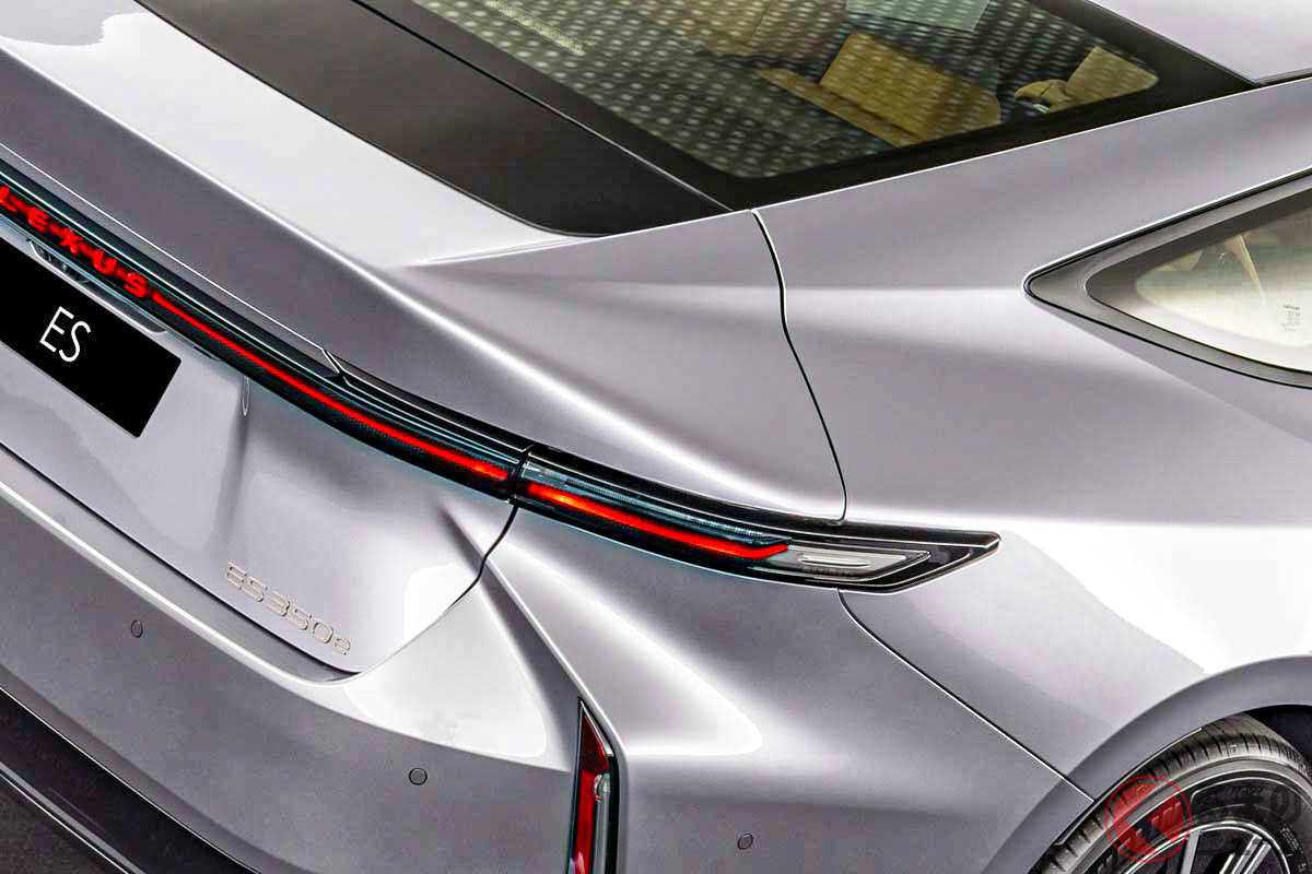 七年來首款全新設計的轎車!