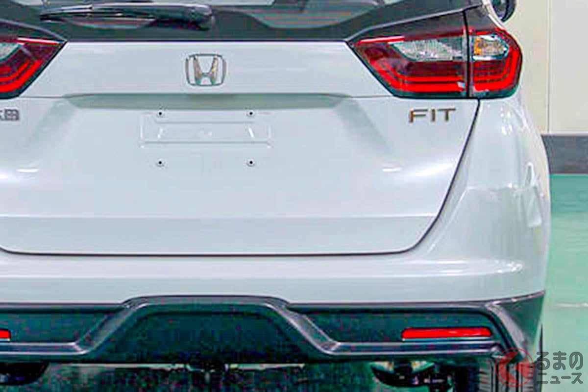 細すぎヘッドライトの新顔モデル!(画像:中華人民共和国工業情報化部(通称:工信部))