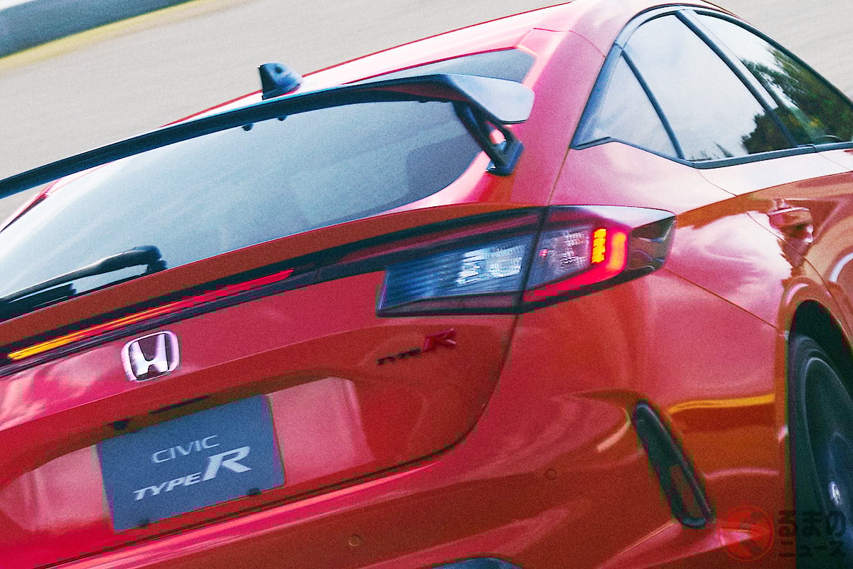 ホンダ「シビック TYPE R RACING BLACK Package」